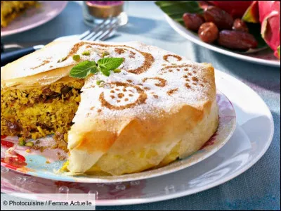 Voici une pastilla de poulet aux amandes. Que faire après déjeuner ?