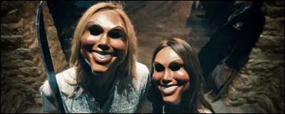 Dans "La Purge" (American Nightmare), pendant combien d'heures les activités criminelles sont-elles légalisées ?