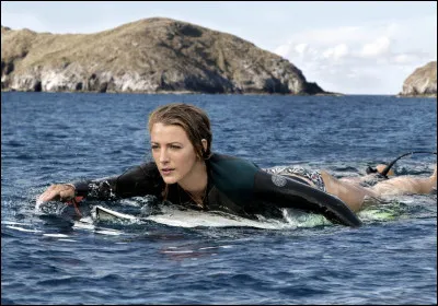 Dans le film "Instinct de survie" (en anglais The Shallows), comment s'appelle l'actrice qui joue Nancy ?
