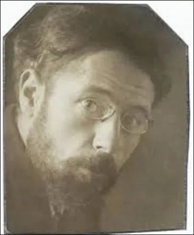 Peinture : 
Peintre nabi, décorateur, illustrateur, lithographe, graveur et sculpteur, Pierre Bonnard voit le jour le 3 octobre 1807 à Fontenay-aux-Roses, et meurt au Cannet le 23 janvier 1947. De ces trois toiles, laquelle n'est pas de lui mais d'Édouard Vuillard ?