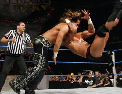 Le finisher de Randy Orton est...