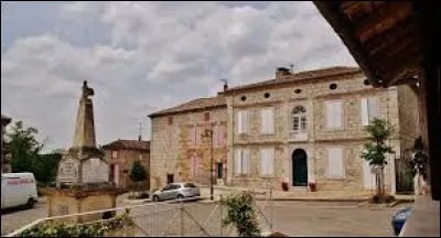 Village occitan sur la rive gauche de la Garonne, dans l'arrondissement de Castelsarrasin, Caumont se situe dans le département ...
