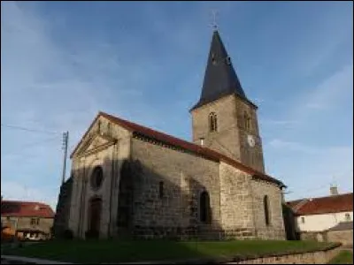 Vous avez sur cette image l'église Saint-Èvre de Romain-aux-Bois. Petit village Vosgien de 51 habitants, il se situe dans l'ancienne région ...