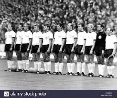 Qui s'inclina en finale de cette huitième édition ?