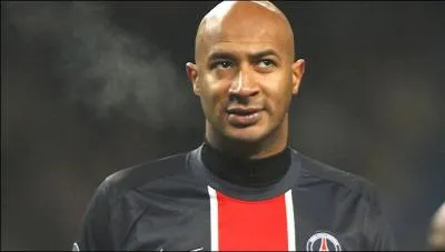 Qui est ce grand dfenseur ?