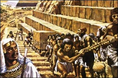 Qui construisit les pyramides ?