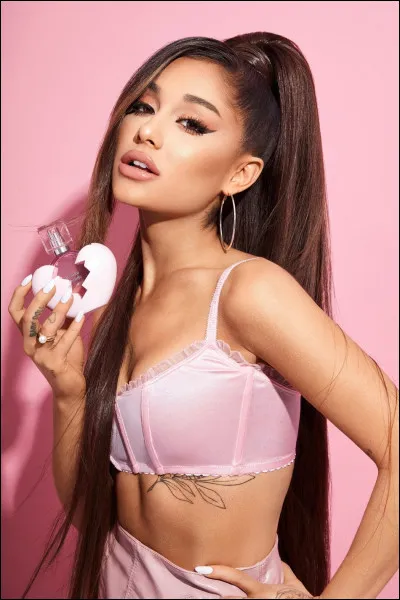 Ariana Grande est née le 26 juin, quel est son signe astrologique ?