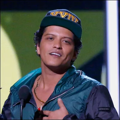Bruno Mars est né le 8 octobre, quel est son signe astrologique ?