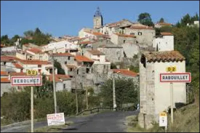 Village occitan, dans le Fenouillèdes, Rabouillet se trouve dans le département ...