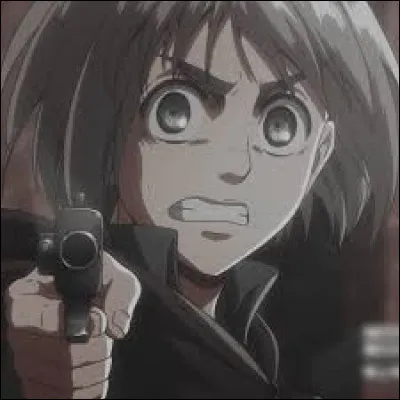 Quelle taille fait Armin lors des trois premières saisons ?