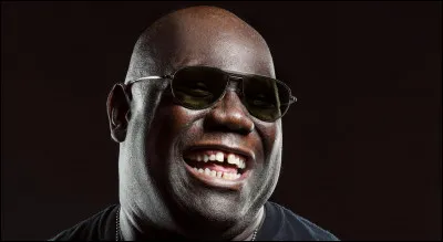 Dans quel film, sorti en 1999, Carl Cox fait-il une br&egrave;ve apparition ?