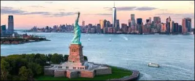 En novembre 2019, Denberel a participé, avec Tatyana Mezhentseva, à l'Eurovision de la chanson junior de cette année, à Gliwice, en Pologne. Ils ont interprété la chanson "A Time For Us", en rapport avec l'amitié et la solidarité. Parmi ces paroles, laquelle n'apparaît pas dans la chanson ?