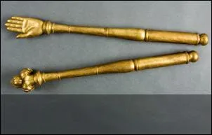 Ces deux objets sont :