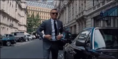 Quelle femme jouera dans "James Bond : Mourir peut attendre
" ?