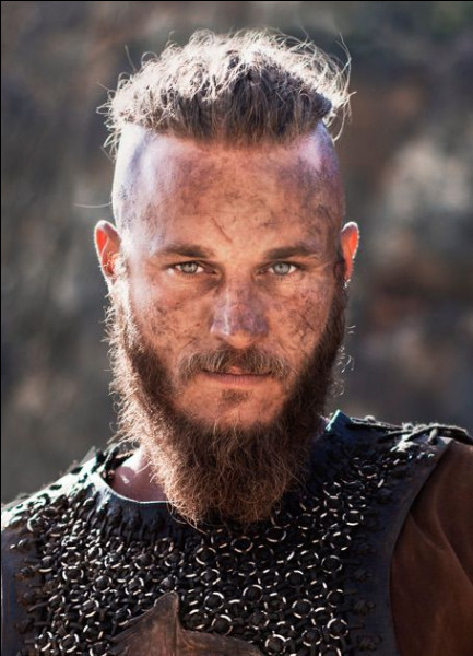 Le personnage central, Ragnar Lothbrock, est :