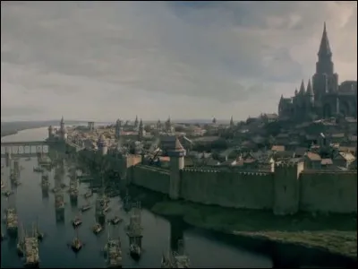 Paris, capitale des rois Carolingiens, est assiégée par les Vikings sans jamais être prise ni dévastée.