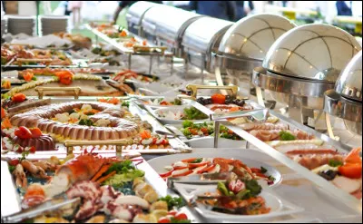 Vous avez un buffet &agrave; volont&eacute;, que prenez-vous ?