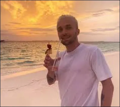 Squeezie a-t-il une chaîne gaming ?