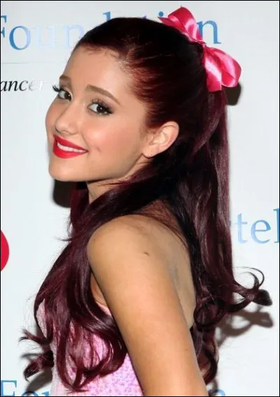 Avec quelle chanson a-t-elle gagné le MTV Video Music Awards pour "la chanson de l'année" ?