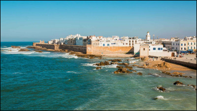 Essaouira, 75 000 habitants, est une ville d'...