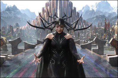 Quelle est cette déesse rêvant de guerre et de mort ?