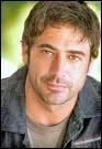 Dans la vraie vie, comment s'appelle John Winchester?