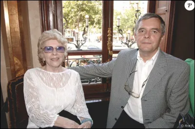 A les oreilles pendantes, c'est l'...