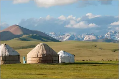 You comme yourte : de quels nomades est-elle l'habitation ?