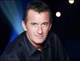 Laquelle de ces misssions de jeux tait prsente par Christophe Dechavanne ?