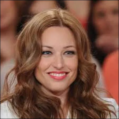 La chanteuse canadienne Natasha St Pier connait un beau succès avec la chanson "Tu trouveras" en France. 
Qui se cache derrière la voix masculine que l'on peut entendre sur cette chanson ?