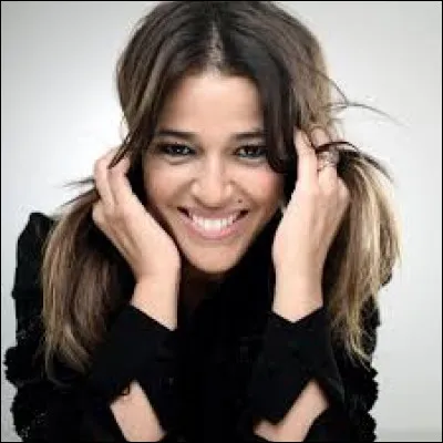 Nâdiya cartonne avec le single "Et c'est parti..." en 2004.
Quel sport a-t-elle pratiqué avant d'entamer une carrière de chanteuse ?