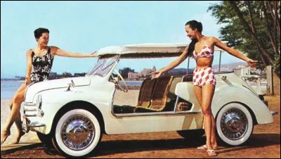 Cette Renault 4CV transformée en voiture de plage par un carrossier italien fut produite en 1961 à une cinquantaine d'exemplaires. Quel est le nom de ce carrossier ?