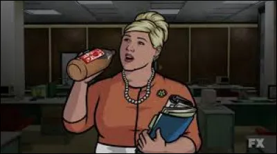 Qui est cette commère au franc-parler, gourmande dans tous les domaines, responsable des ressources humaines de l'agence ?