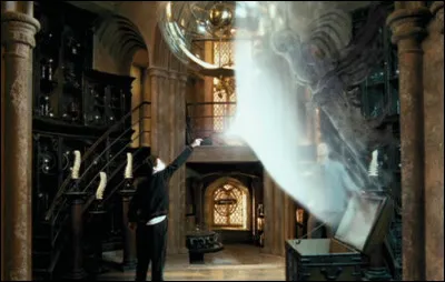 Tu es en troisième année et tu dois apprendre le sortilège du Patronus.