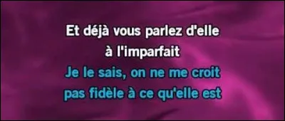Musique : qui a chanté "Ses regards ne regardent que moi Par hasard Elle aime mon incertitude Par hasard J'aime sa solitude" ?