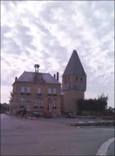 Nous terminons notre balade dans le Grand-Est, à Tournes. Village à 6 kilomètres de Charleville-Mézières, il se situe dans le département ...