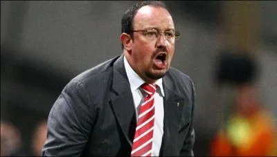 Il entraine l'quipe de :