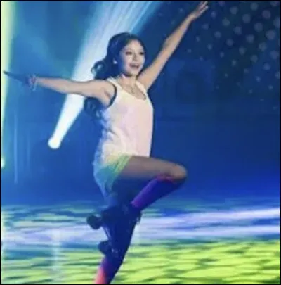 De quelles couleurs sont les patins de Luna ?