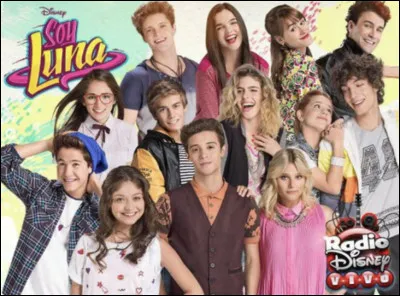 Quels sont les amis de Luna dans la saison 1 ?