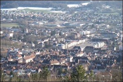 "Un micro-climat qui lui confère une douceur particulière" > Même Jacques Brel en parle, alors c'est vous dire ! C'est la "Nice de l'Est", ...