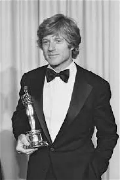 Quel sport pratique Robert Redford dans le film "Le Meilleur", sorti en 1984 ?