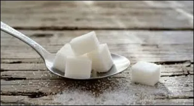 Combien de grammes de sucre en poudre contient une cuillère à café ?