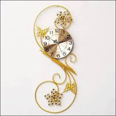 Combien de temps s'est écoulé entre 11 heures 30 et 15 heures 46 ?