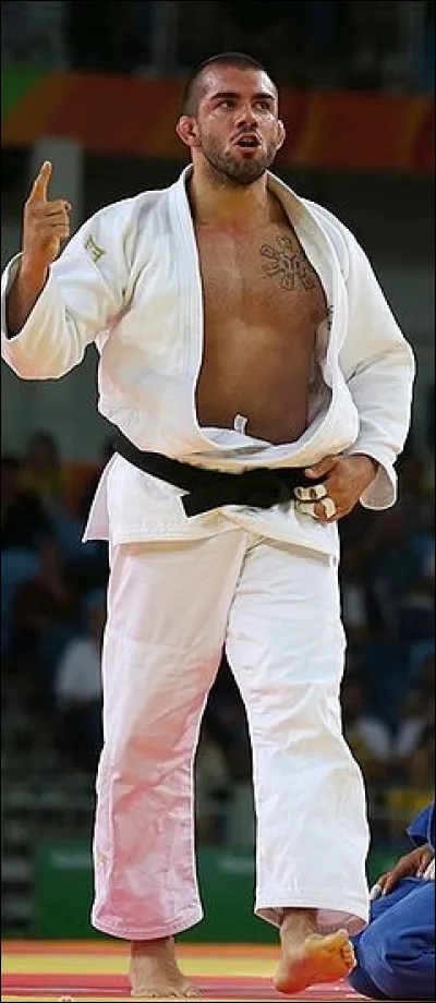 Au judo, quelle est la signification du terme "Hajime" ?
