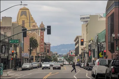 Oakland, 430 000 habitants, est une ville d'...