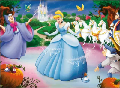 Dans "Cendrillon", les animaux transformés en chevaux par la fée marraine sont des chats.