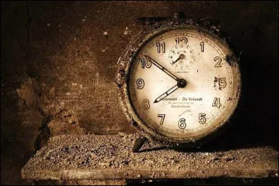 Dans quel clip de Jenifer peut-on la voir "jouer" avec une horloge" ?