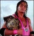 Qui a battu Bret Hart dans le seul match de l'histoire de Wrestlemania de plus d'une heure ?