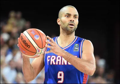 Qui est ce Tony, joueur de basket-ball international ?