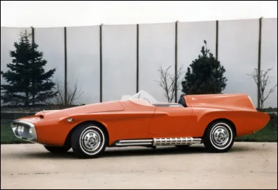 Une dernière chose : quelle est la marque de cet exemplaire unique, synonyme d'une station balnéaire ... ?